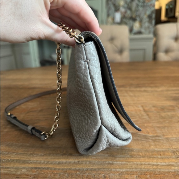 BURBERRY Mildenhall Large Signature Grain Leather Shoulder Bag Pearl Grey Chain - Picture 6 of 16